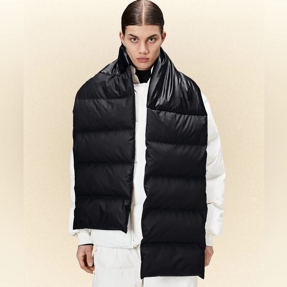 RAINS quilted Puffer Scarf - Picture 5 of 9